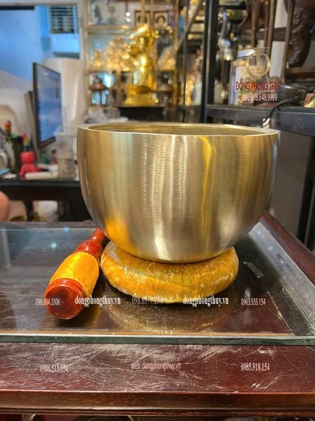Chuông bát bằng đồng