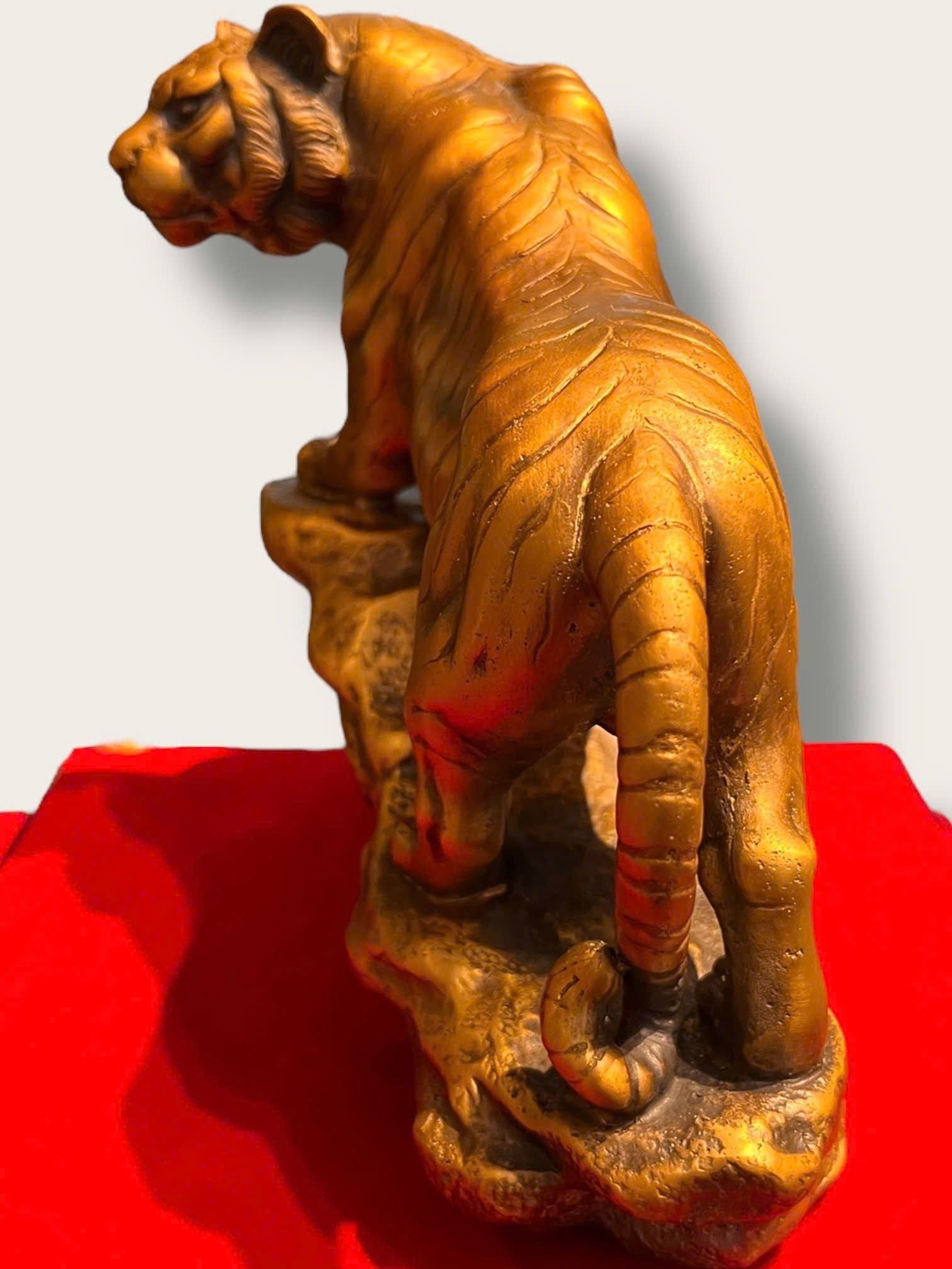 Tượng hổ bằng đồng