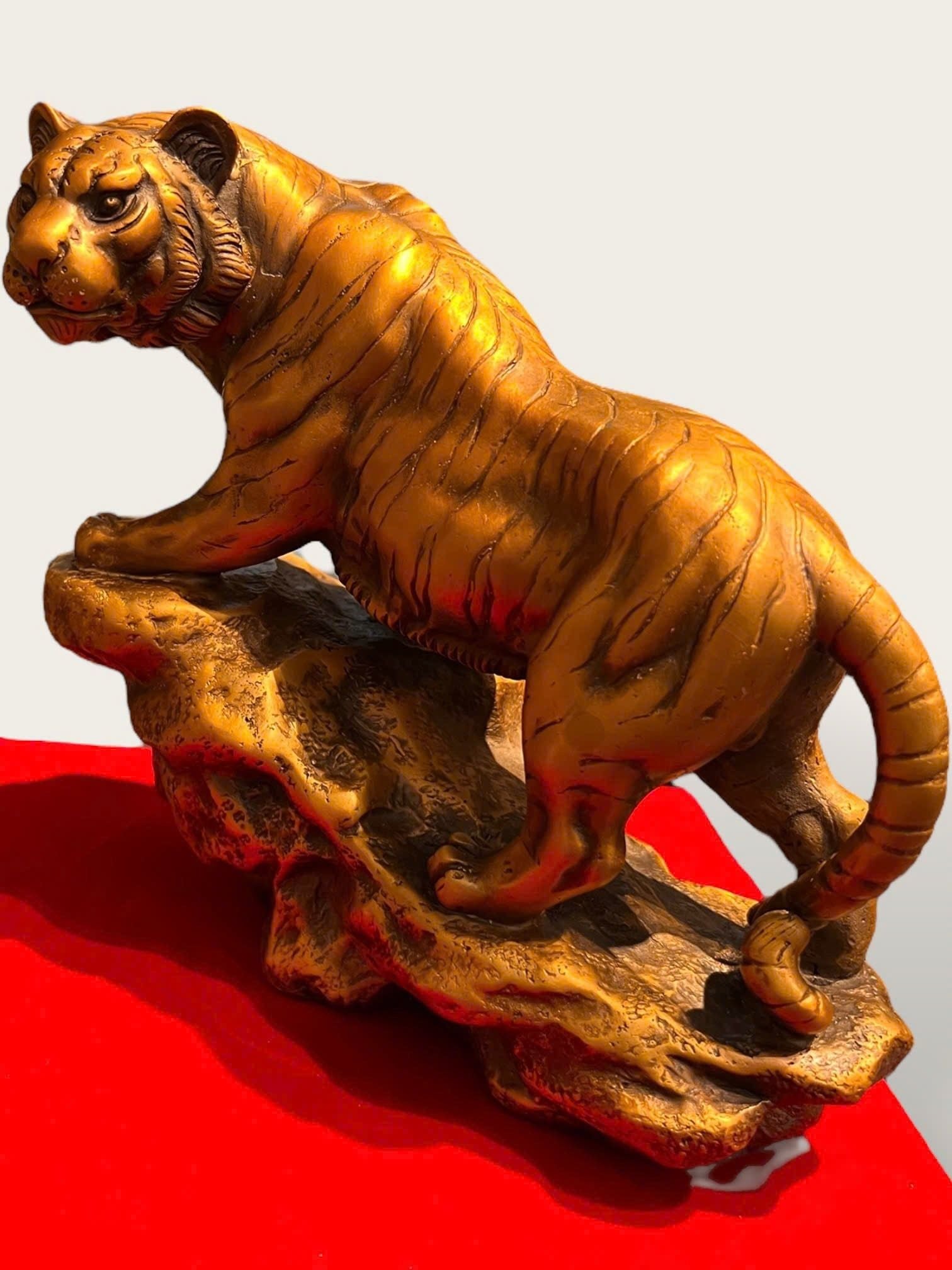 Tượng hổ bằng đồng