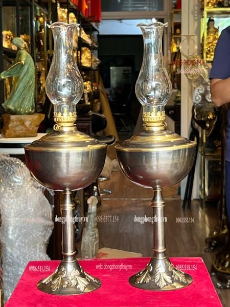 Đèn dầu thờ bằng đồng