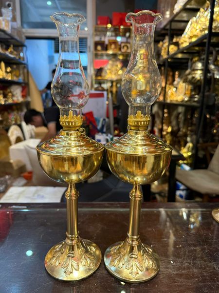 Đèn dầu thờ bằng đồng