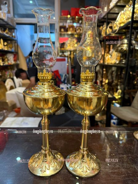 Đèn dầu thờ bằng đồng