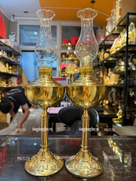 Đèn dầu thờ bằng đồng