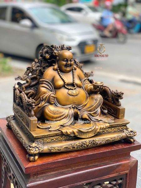 Tượng phật Di lặc ngồi ngai cao 23cm ngang 28cm nặng 11.8kg