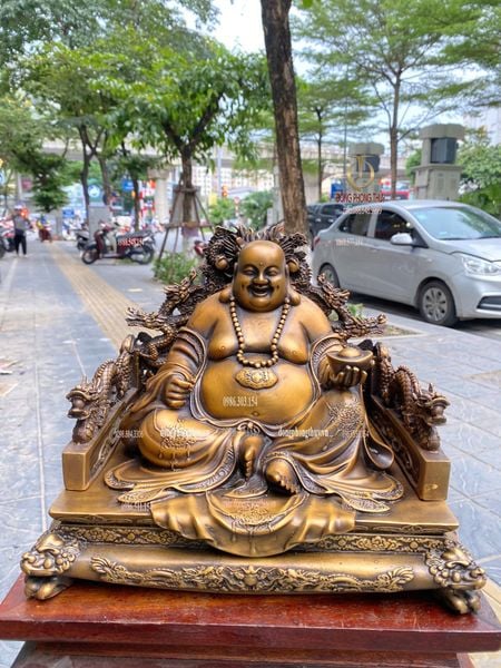 Tượng phật Di lặc ngồi ngai cao 23cm ngang 28cm nặng 11.8kg