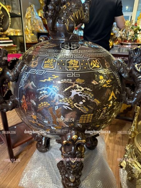 Đỉnh thất lân vờn cầu khảm tam khí cao 1m2