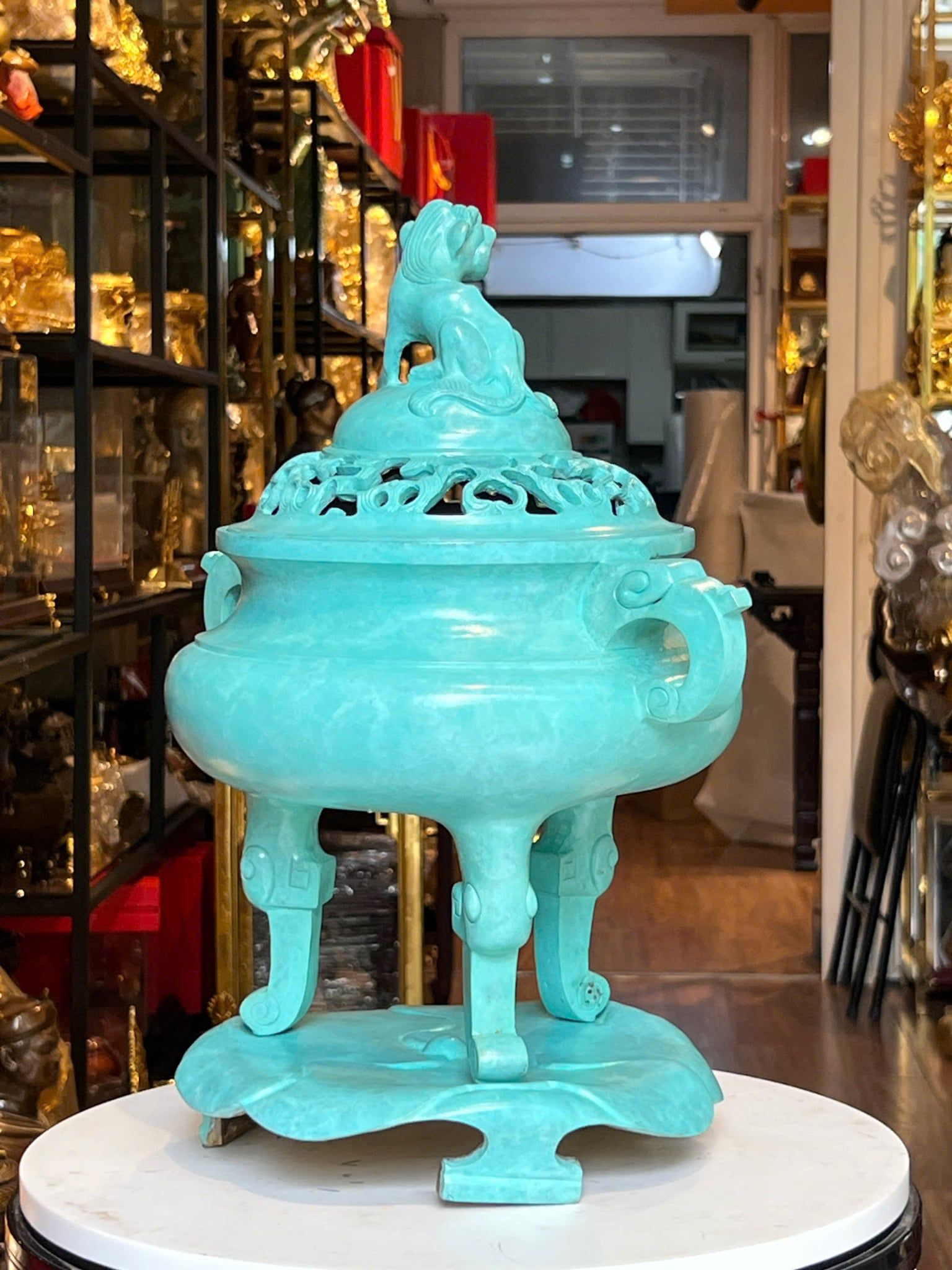Đỉnh đốt trầm bằng đồng patina xanh ngọc lục bích