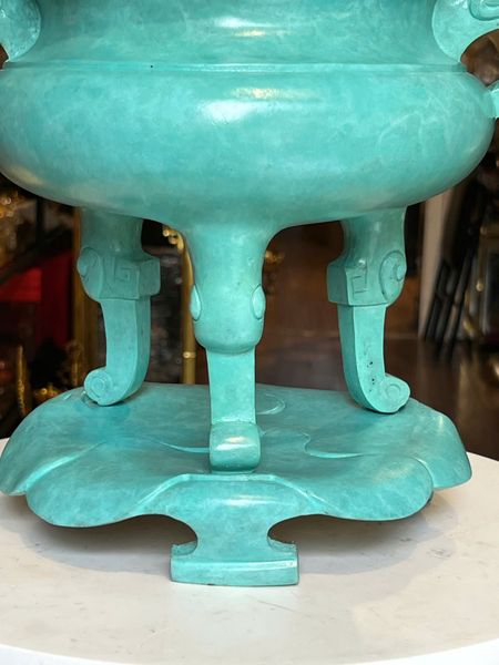 Đỉnh đốt trầm bằng đồng patina xanh ngọc lục bích