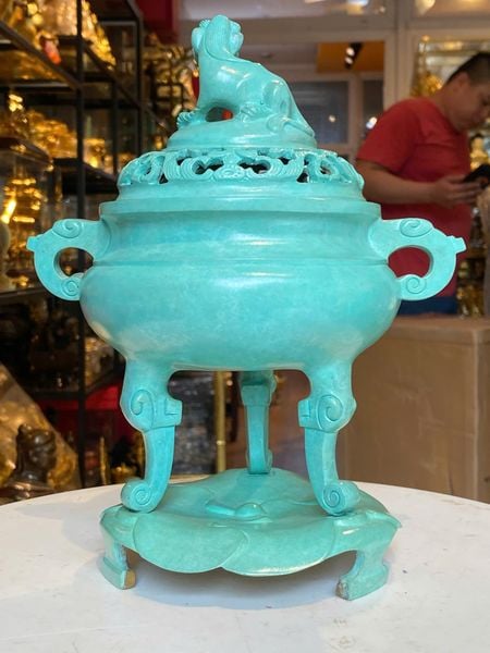 Lư đốt trầm bằng đồng patina xanh ngọc lục bích