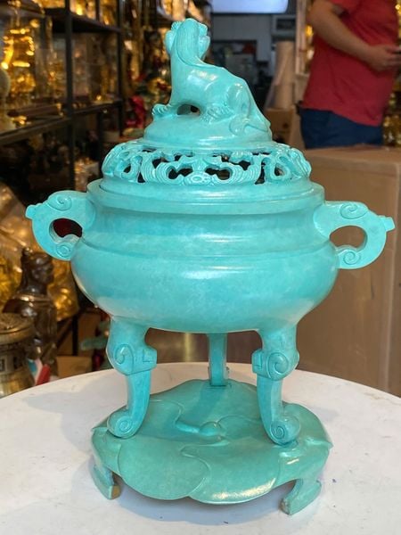 Lư đốt trầm bằng đồng patina xanh ngọc lục bích