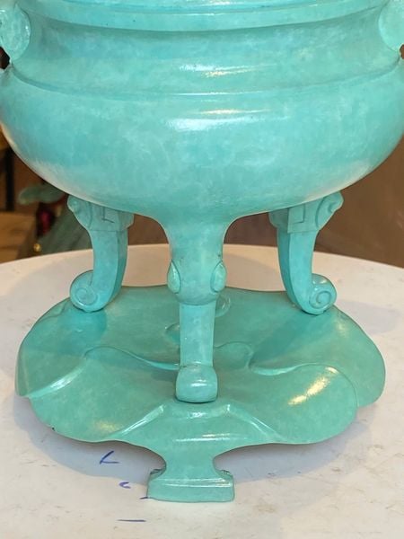 Lư đốt trầm bằng đồng patina xanh ngọc lục bích