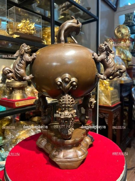 Lư đốt trầm Thất lân 40cm nặng 8kg màu da lươn