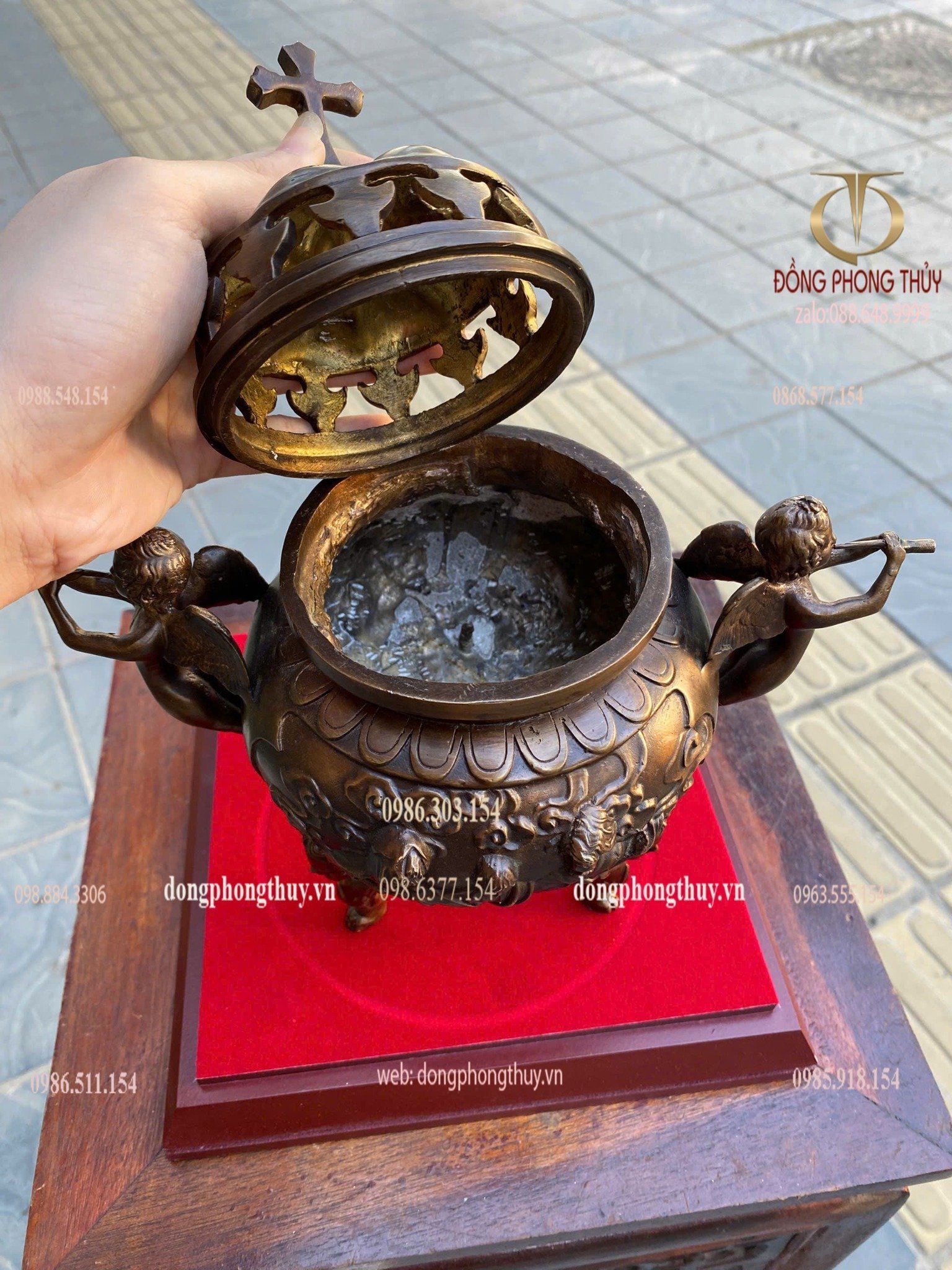 Lư đốt trầm công giáo