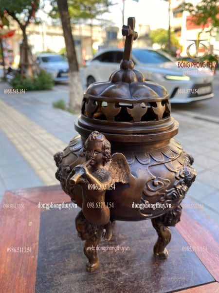 Lư đốt trầm công giáo