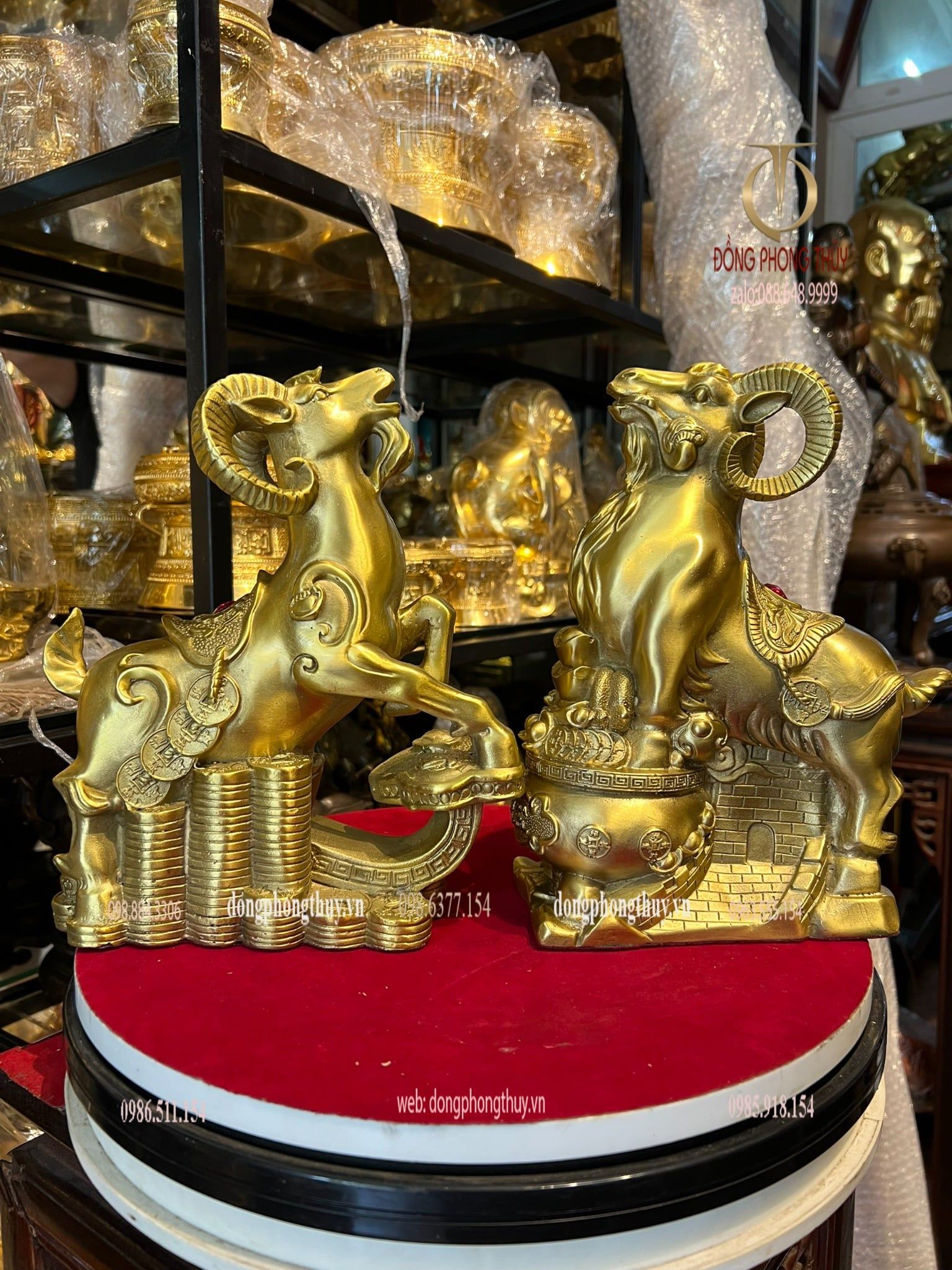 Đôi dê bằng đồng