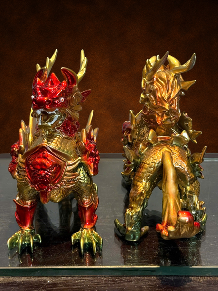 Đôi kỳ lân bằng đồng