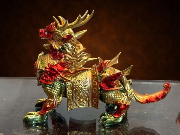 Đôi kỳ lân bằng đồng