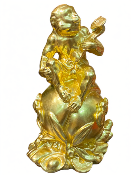 Tượng khỉ phong thủy ngồi đào ôm gậy như ý bằng đồng cao 16cm nặng 800gram