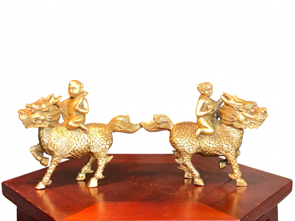 Tượng kỳ lân tống tử bằng đồng 12,5cm