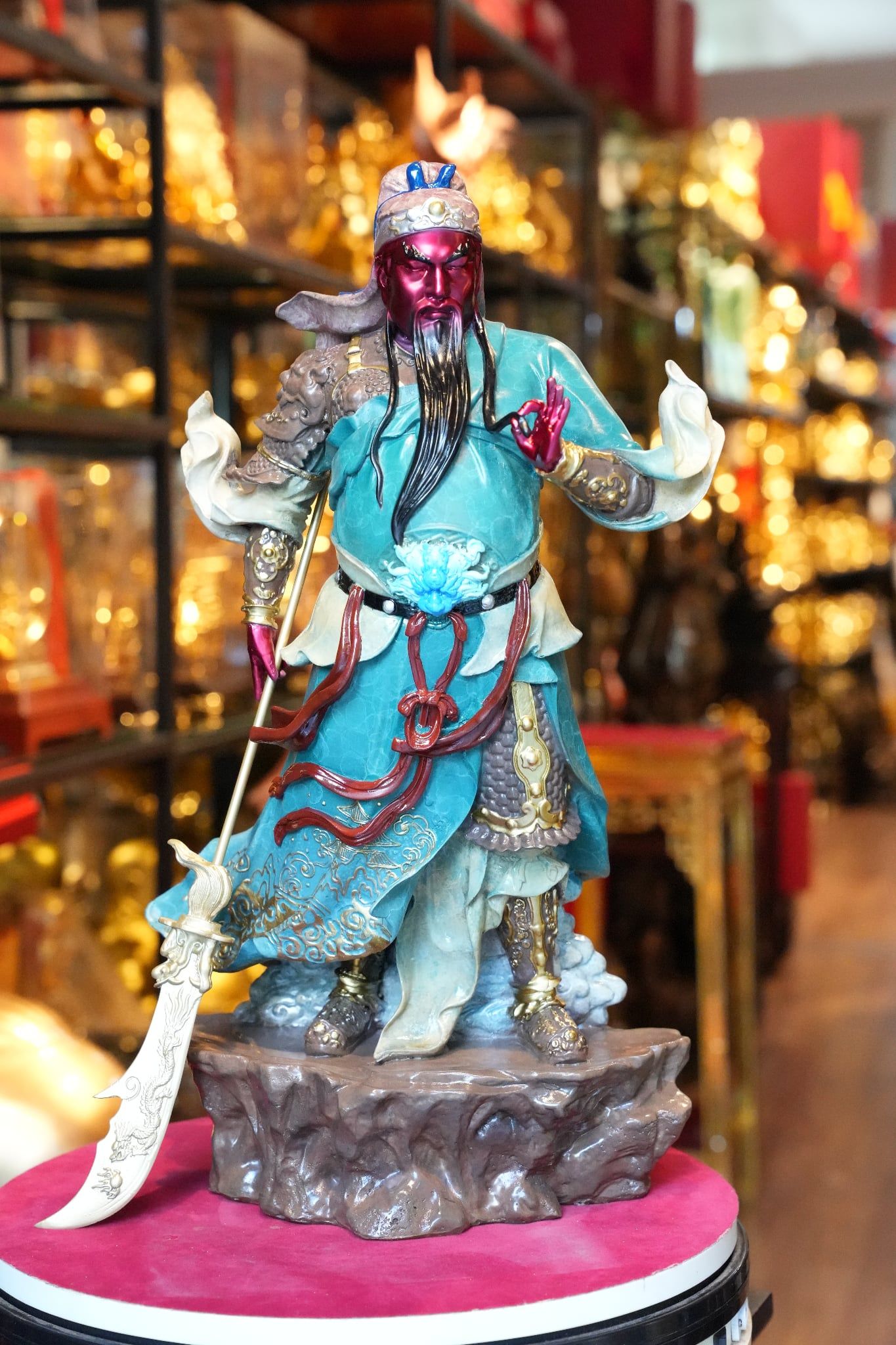 Tượng Quan Thánh bằng đồng