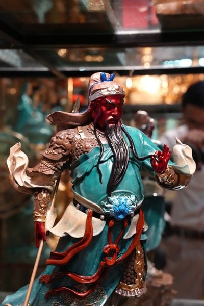Tượng Quan Thánh bằng đồng