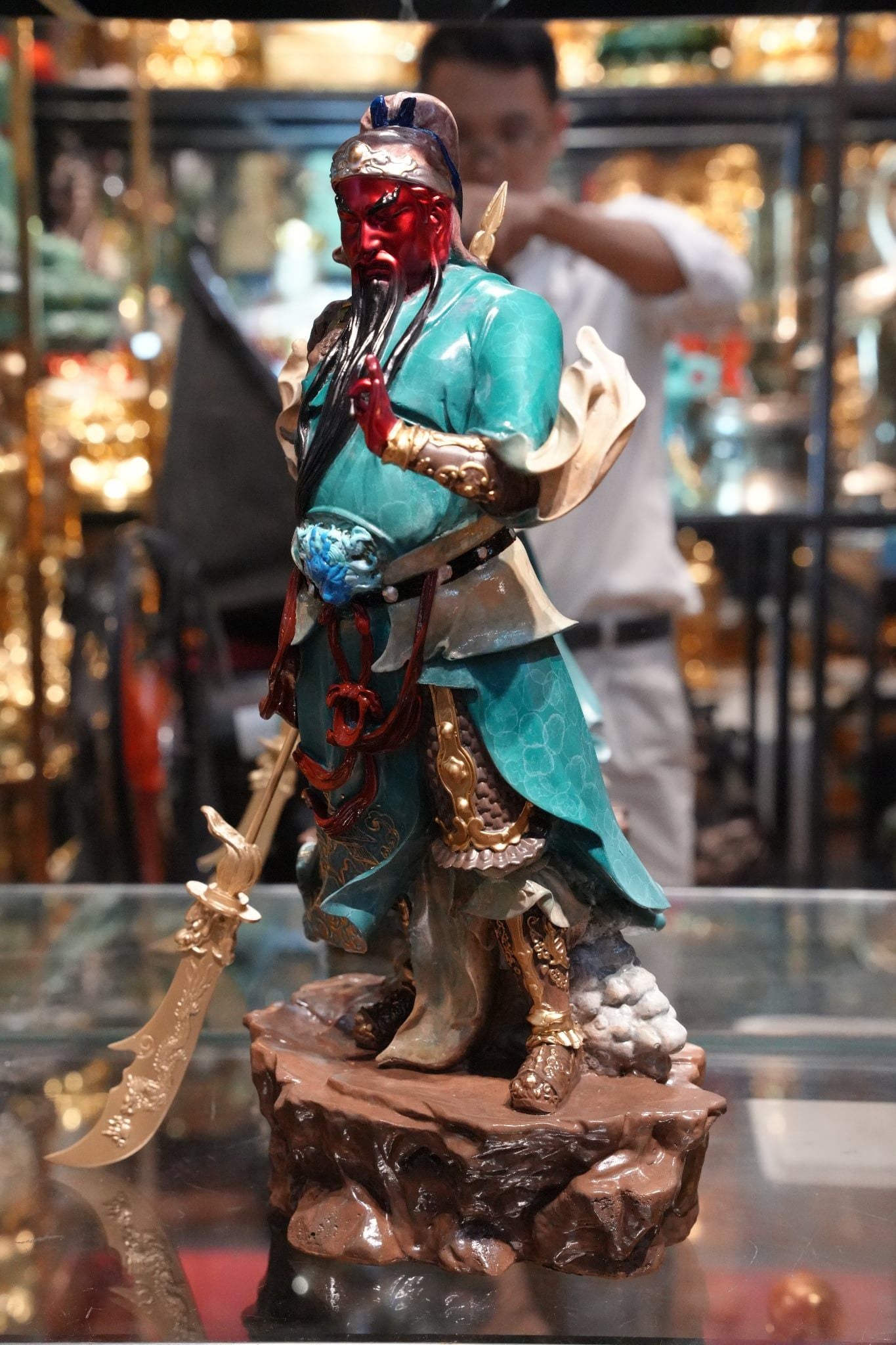 Tượng Quan Thánh bằng đồng