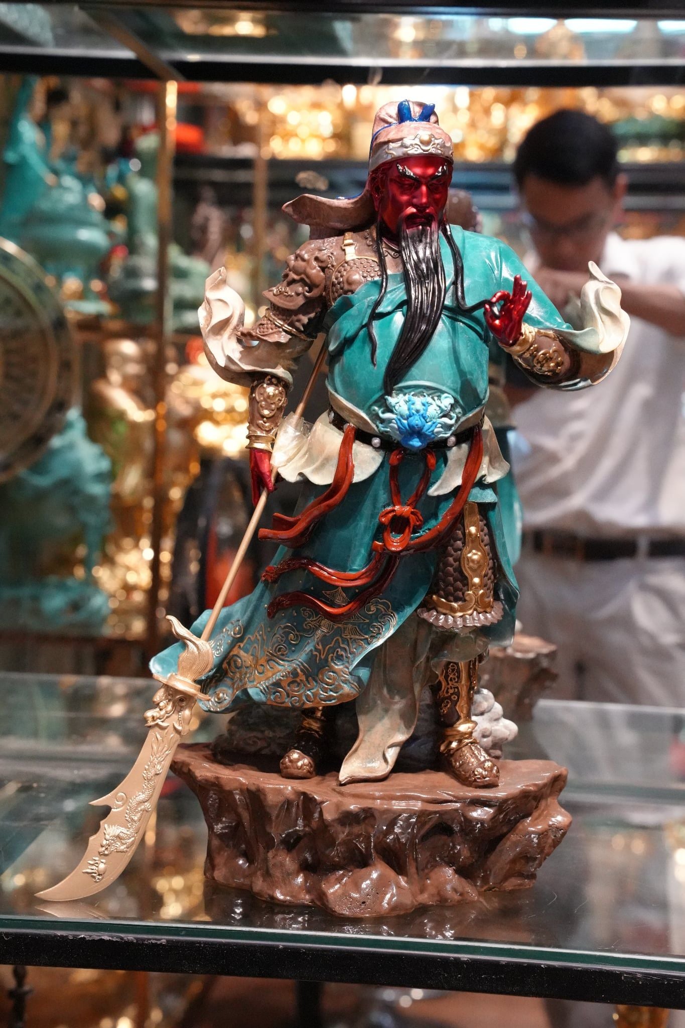 Tượng Quan Thánh bằng đồng