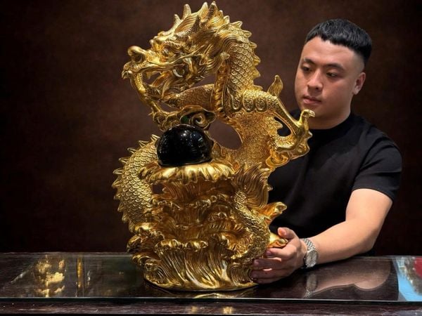 Tượng rồng bằng đồng dát vàng 24k