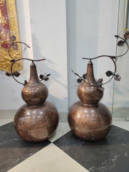 Hồ lô phong thủy bằng đồng đỏ gò thủ công Cao 81 đến đỉnh, cao 60 tới nắp đk 40