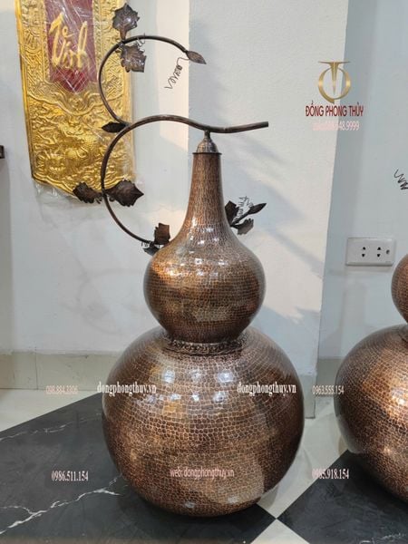 Hồ lô phong thủy bằng đồng đỏ gò thủ công Cao 81 đến đỉnh, cao 60 tới nắp đk 40
