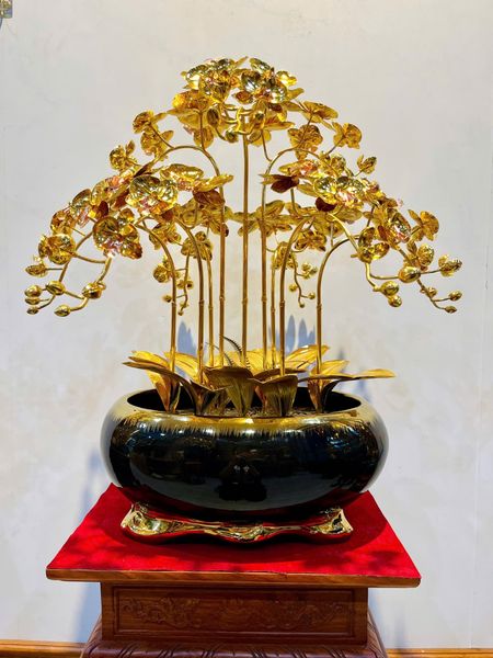 Chậu Lan 9 cành bằng đồng mạ vàng 24k