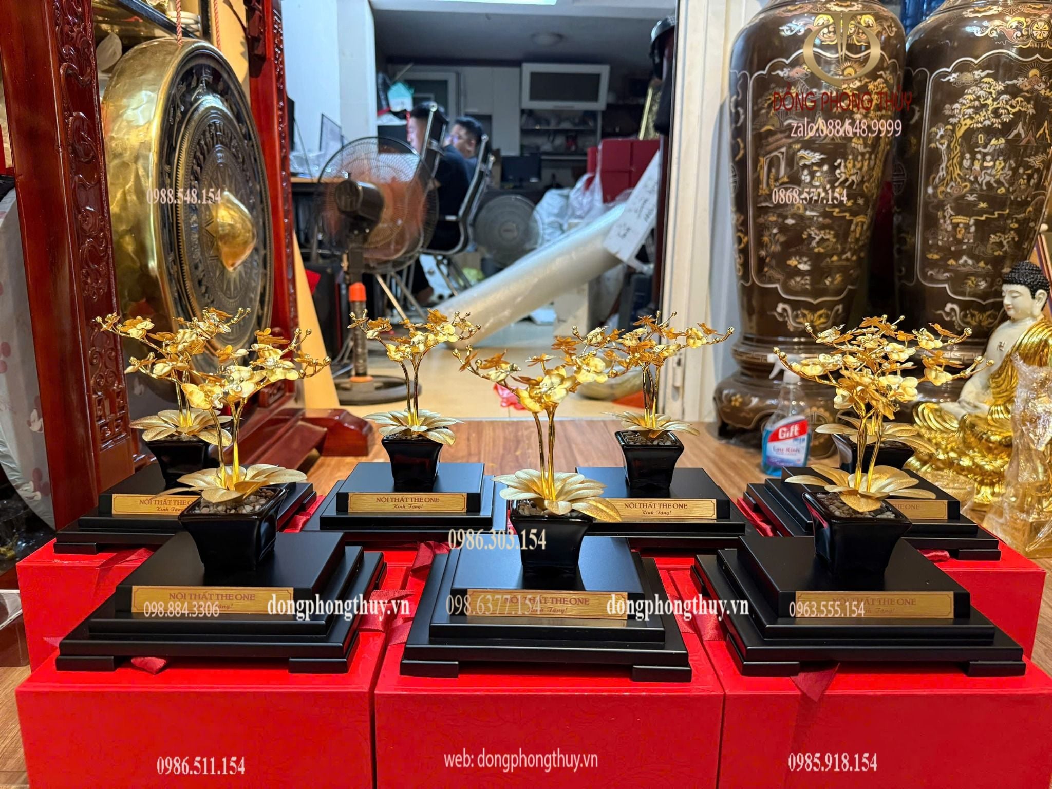 Quà tặng: hoa lan 3 cành mạ vàng 24k