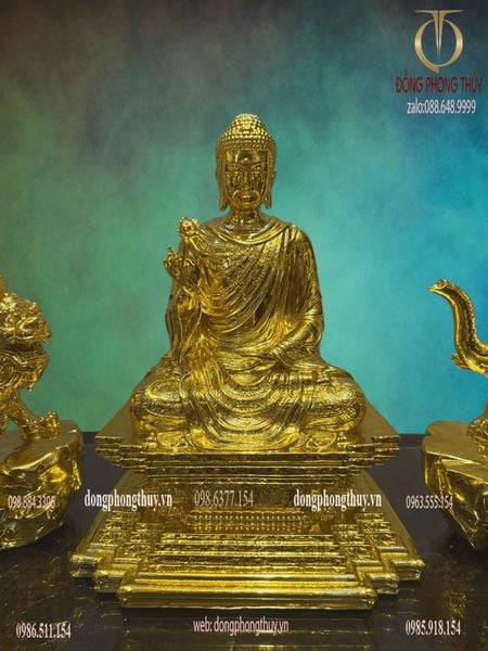 Hoa nghiêm tam thánh bằng đồng dát vàng