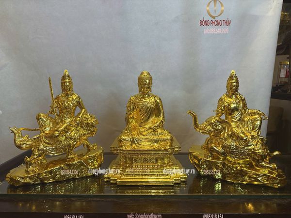 Hoa nghiêm tam thánh bằng đồng dát vàng