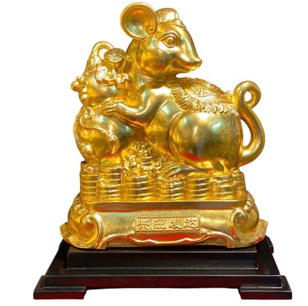 Quà tặng mạ vàng: Tượng chuột dát vàng 24k