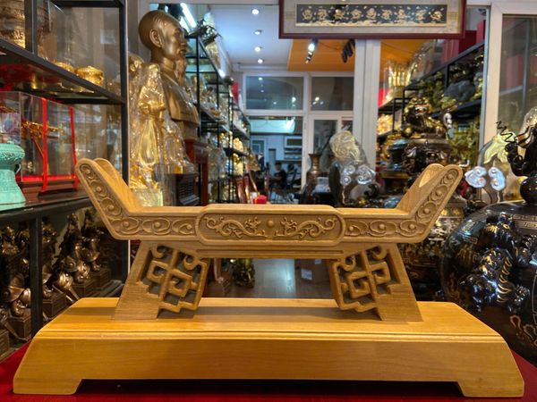 Kệ Đỡ Kiếm Bằng Gỗ