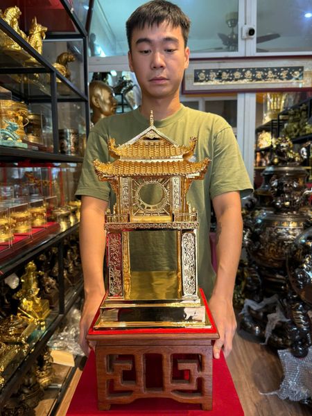 Quà tặng mạ vàng: Khuê văn các mạ vàng 24k bằng đồng