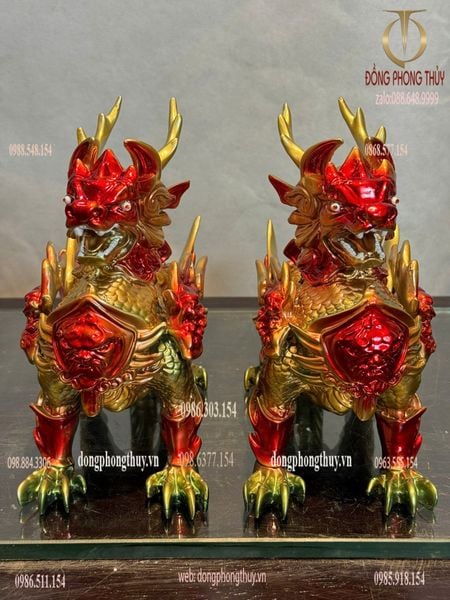 Đôi kỳ lân bằng đồng