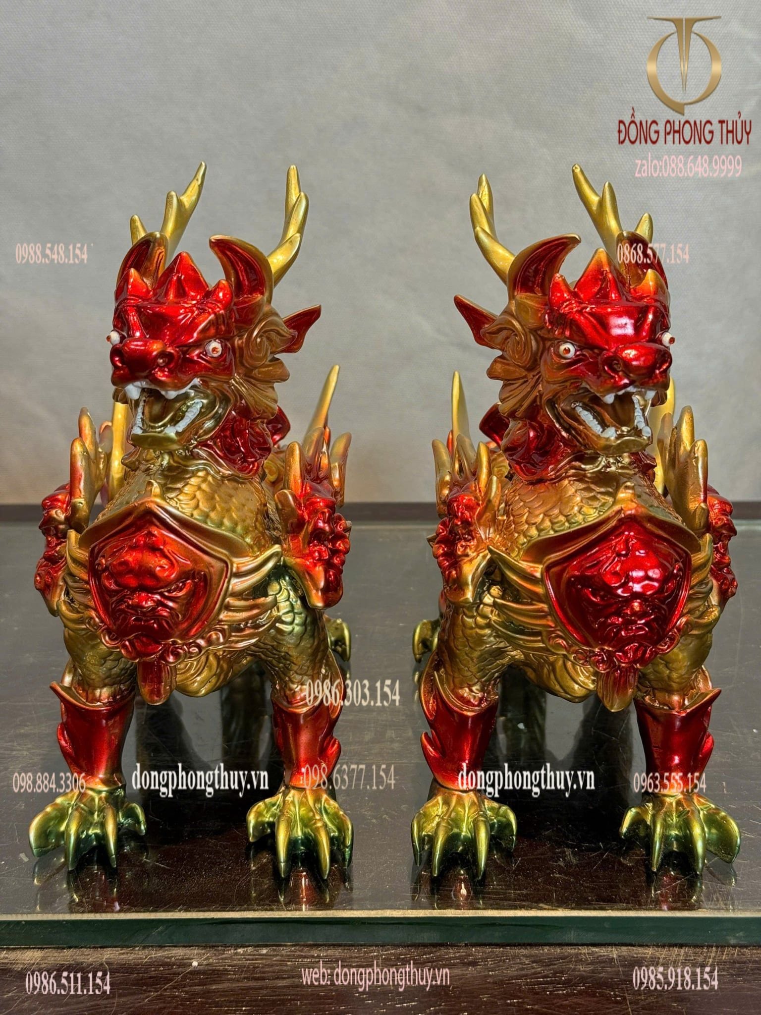 Đôi kỳ lân bằng đồng