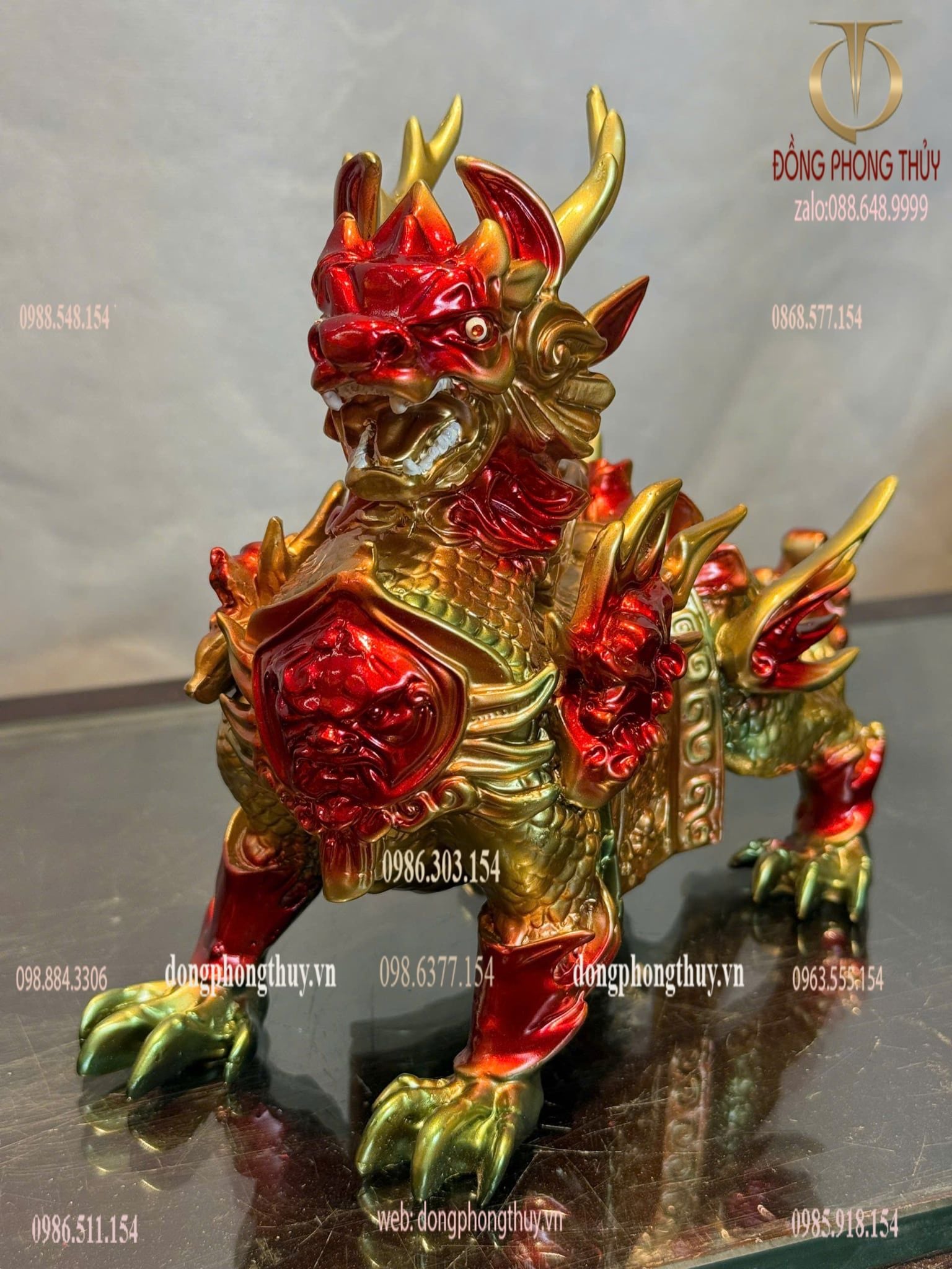 Đôi kỳ lân bằng đồng
