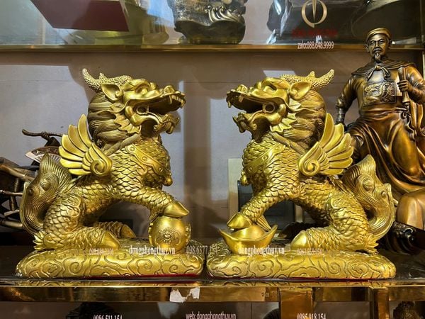 Đôi kỳ lân bằng đồng