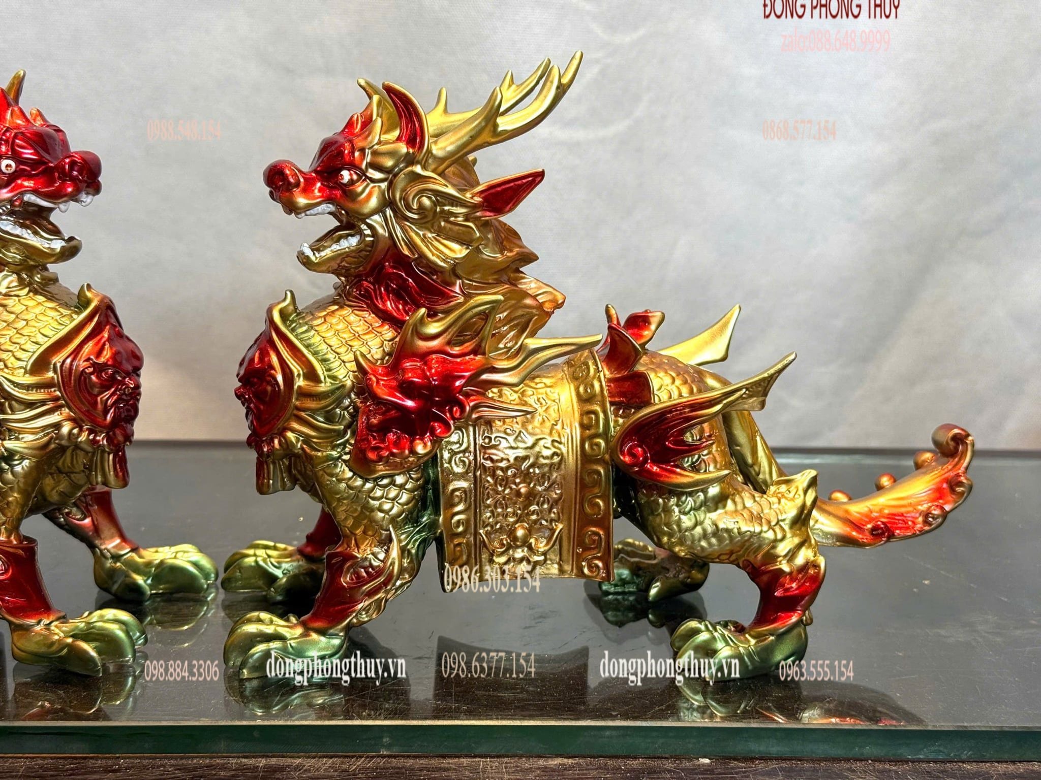 Đôi kỳ lân bằng đồng