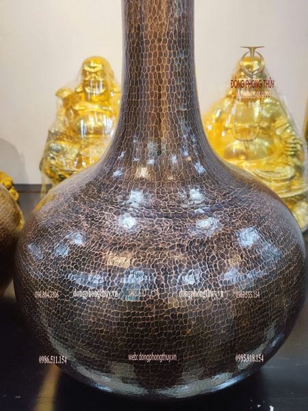 Đôi lọ hoa bằng đồng đỏ gò thủ công cao 81cm