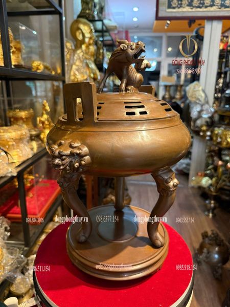 Lư đốt trầm chân cong hổ phù quai xanh Cao 41 nặng 8,4kg