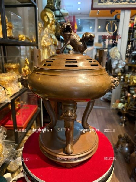 Lư đốt trầm chân cong hổ phù quai xanh Cao 41 nặng 8,4kg