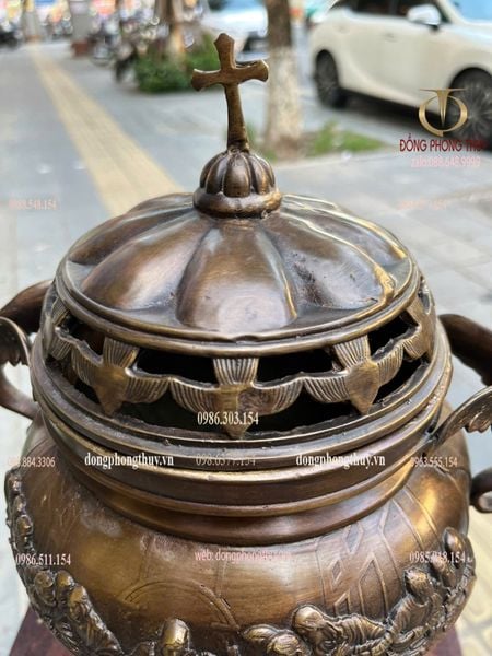 Lư đốt trầm công giáo