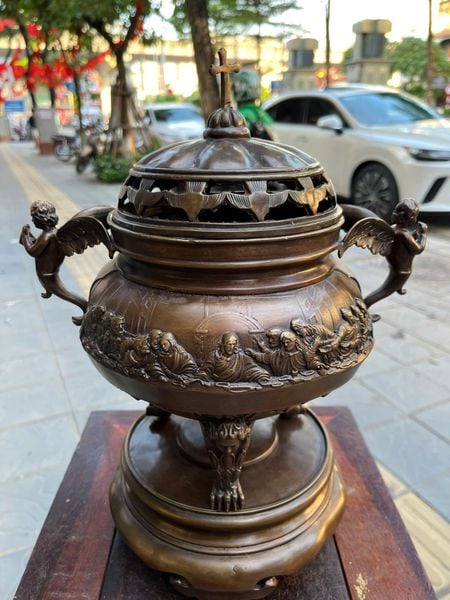 Lư đốt trầm công giáo