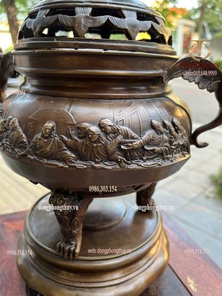 Lư đốt trầm công giáo