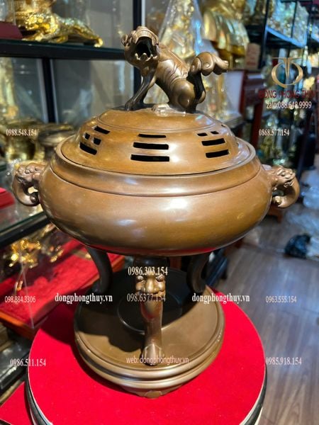 Lư đốt trầm cao 41cm màu da lươn