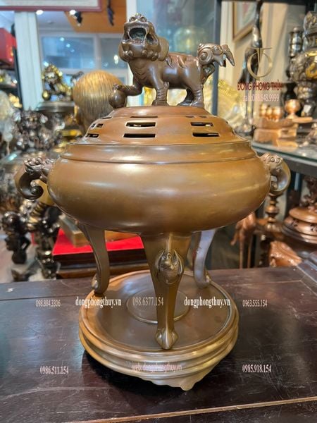 Lư đốt trầm mẫu cổ